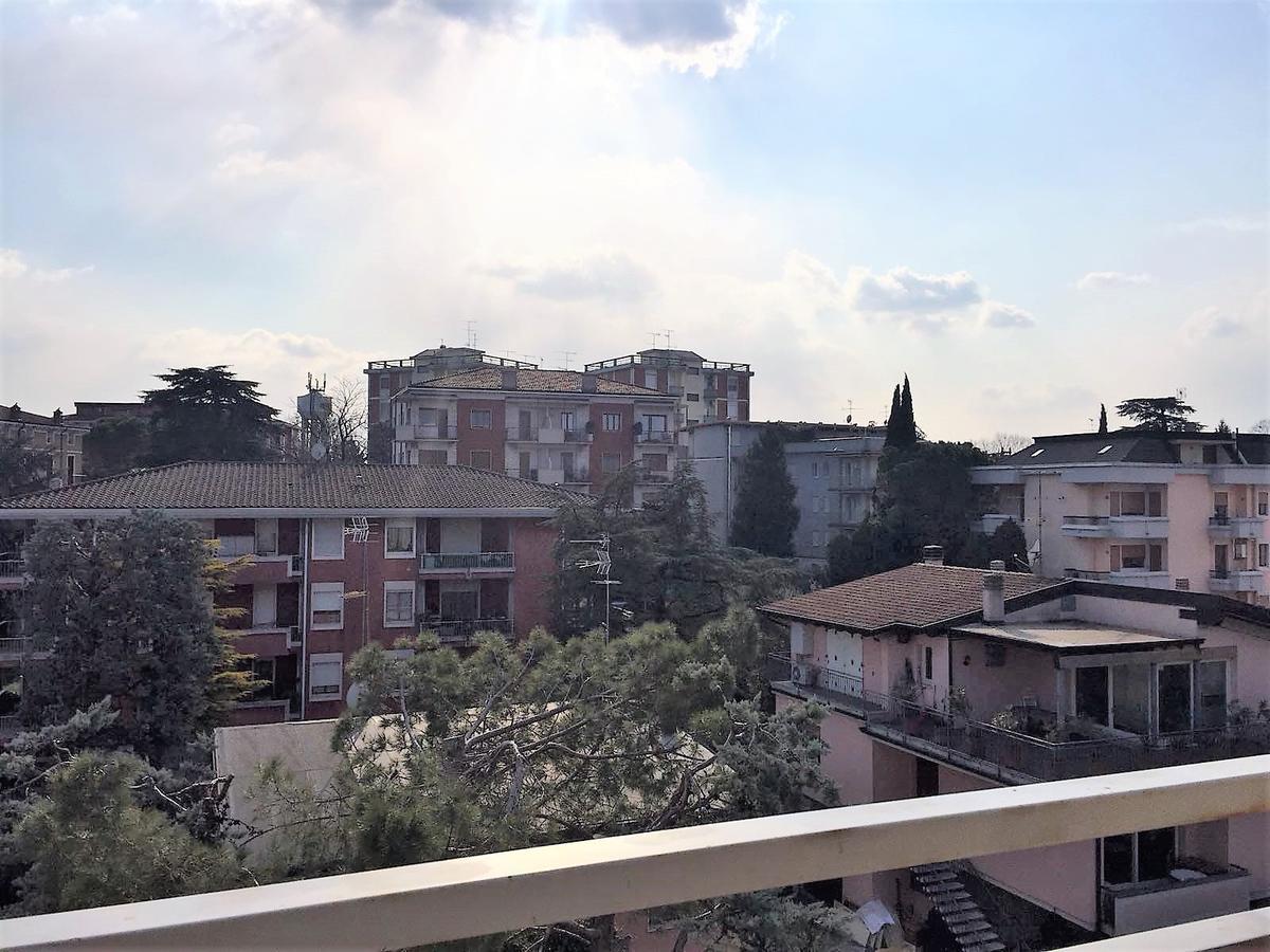 Appartamento Del Sole 代森扎诺-德尔加达 外观 照片